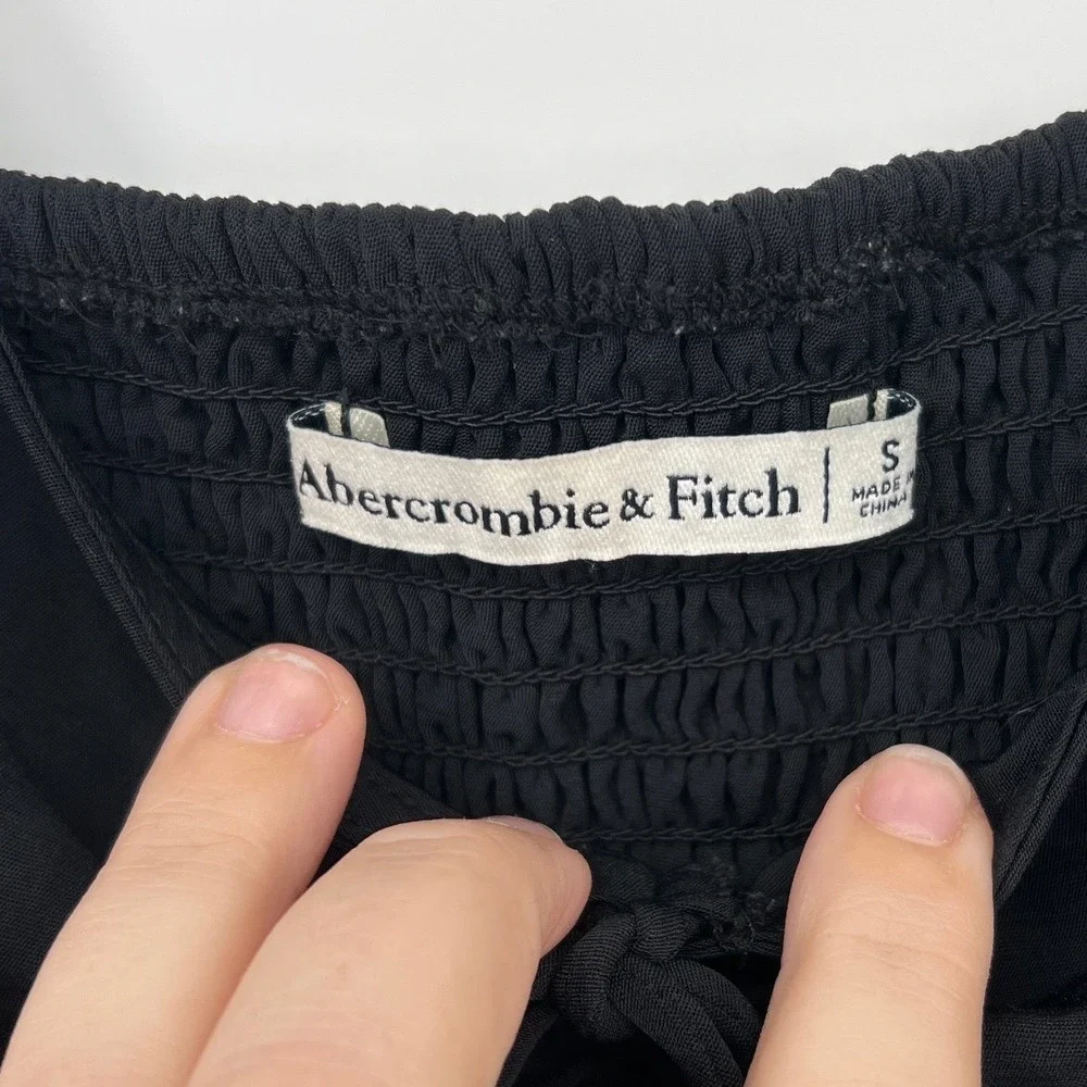 Abercrombie & Fitch Small Black Puff Sleeve Peasant Crop Top EUC Boho Whimsigoth